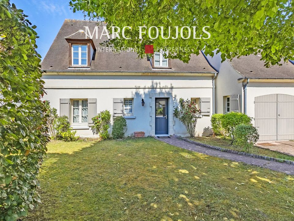 Villa in Senlis, Oise - foto 1