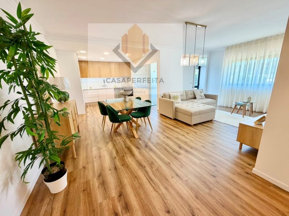 Lejlighed i Vilar de Andorinho, Porto - foto 1