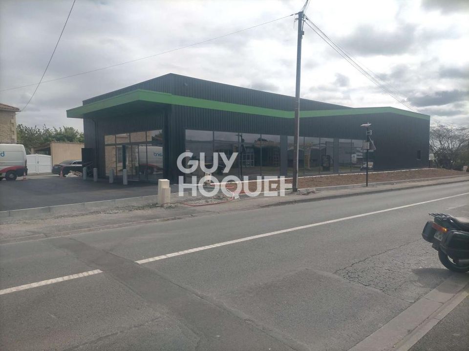 L'establiment comercial a Fontenay-le-Comte, Vendee - foto 1