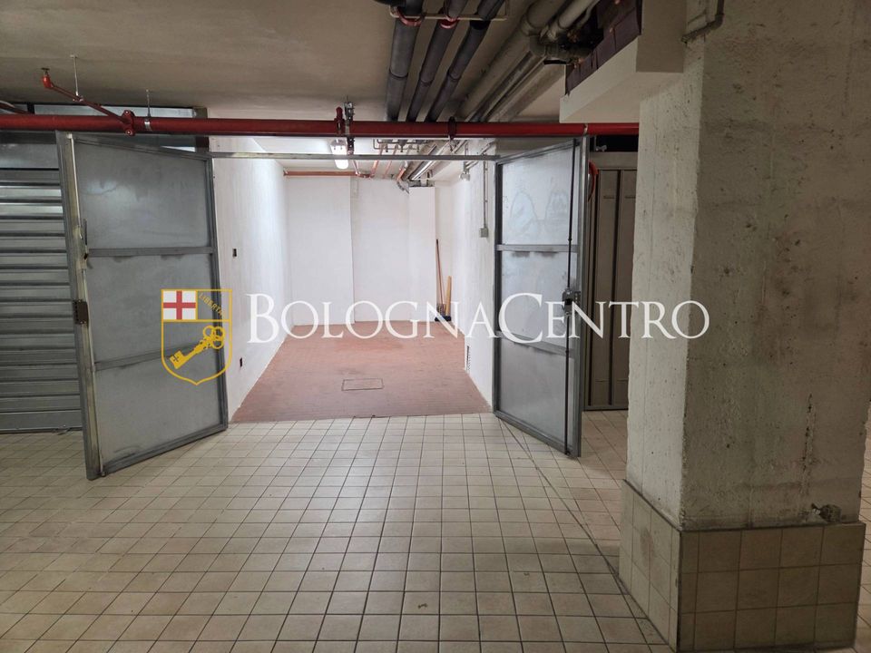 Parkplatz in Bologna, Bologna - Foto 1