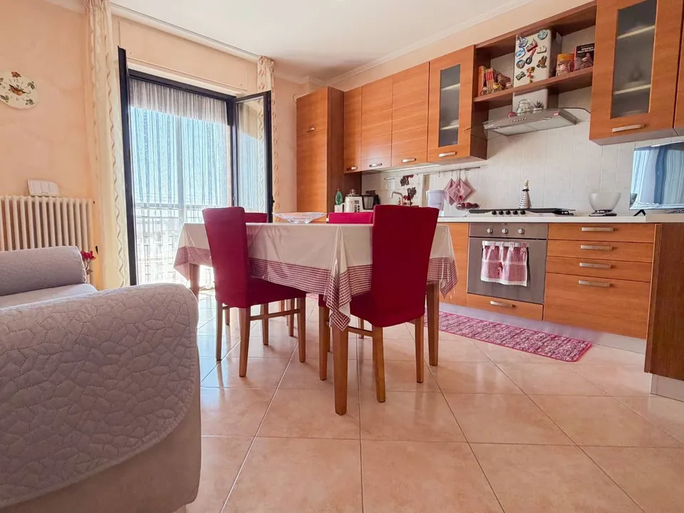 Apartamento en Manfredonia, Foggia - foto 3