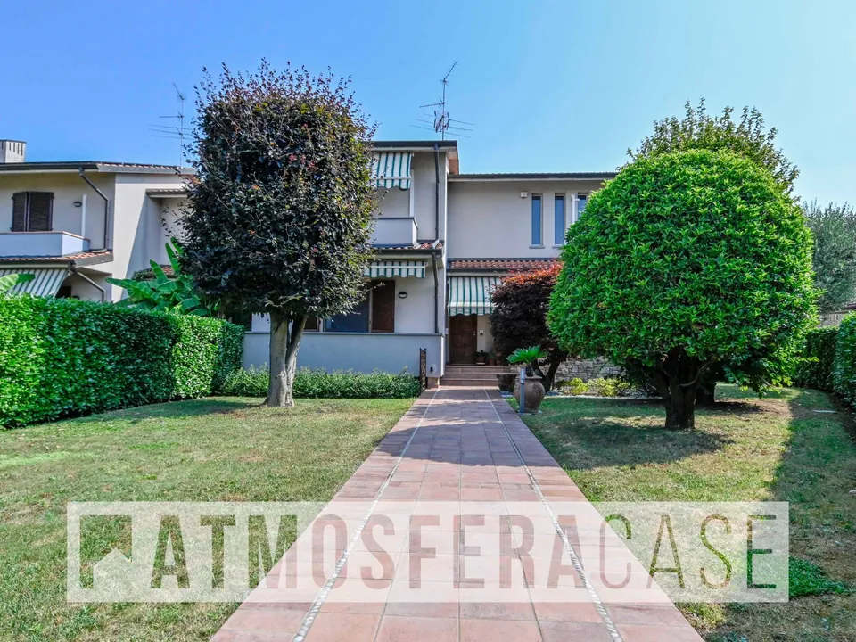 Villa i Seriate, Bergamo - foto 1