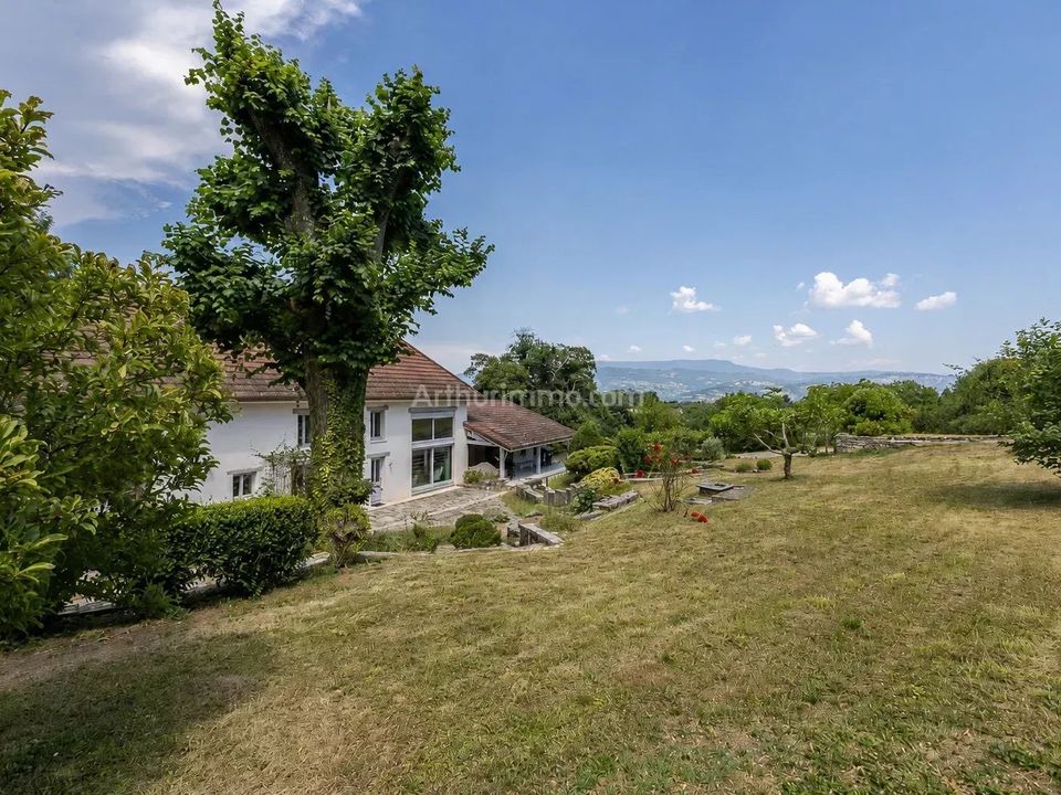 Villa i Corbelin, Isere - bilde 1
