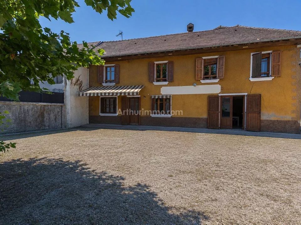 Villa a Groslee-Saint-Benoit, Ain - foto 1