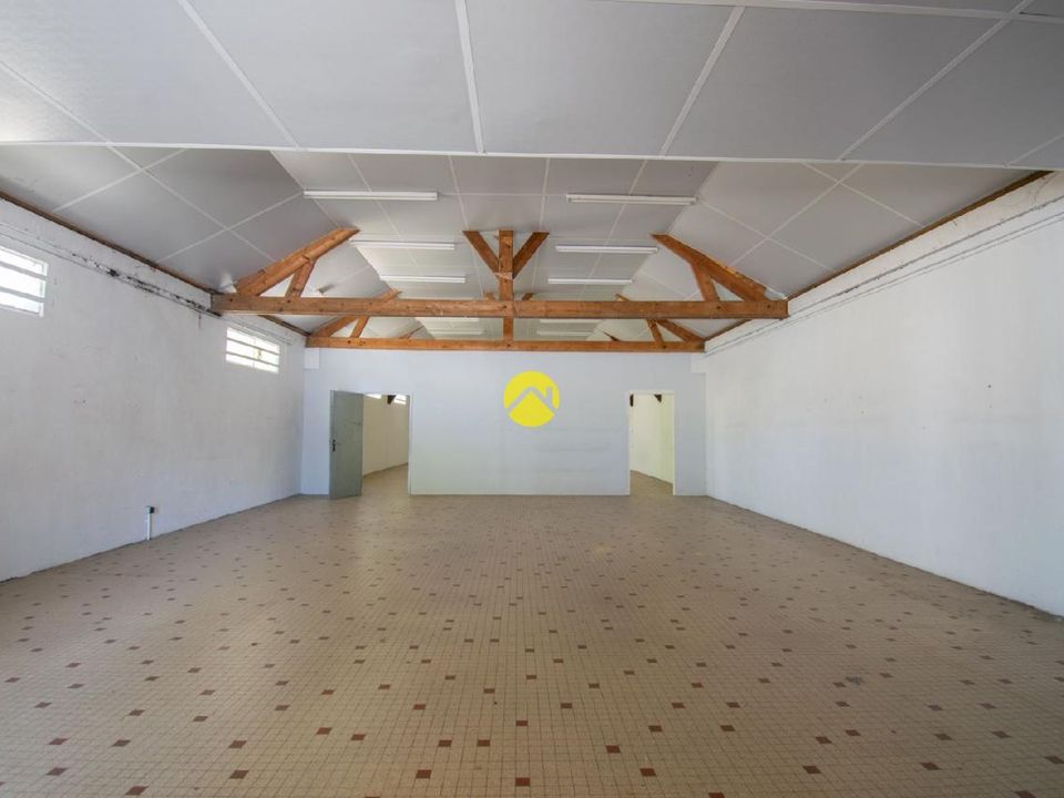 Propiedad comercial en Saint-Cyprien, Dordogne - foto 2