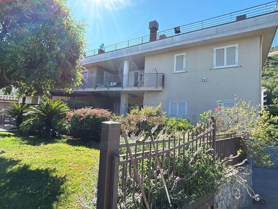 Villa a Mercato San Severino, Salerno - foto 1