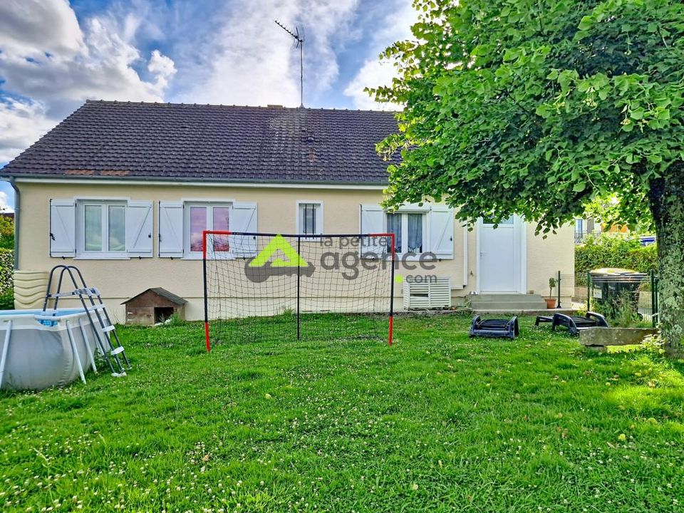 Bungalow i Saint-Maurice-La-Souterraine, Creuse - bilde 1