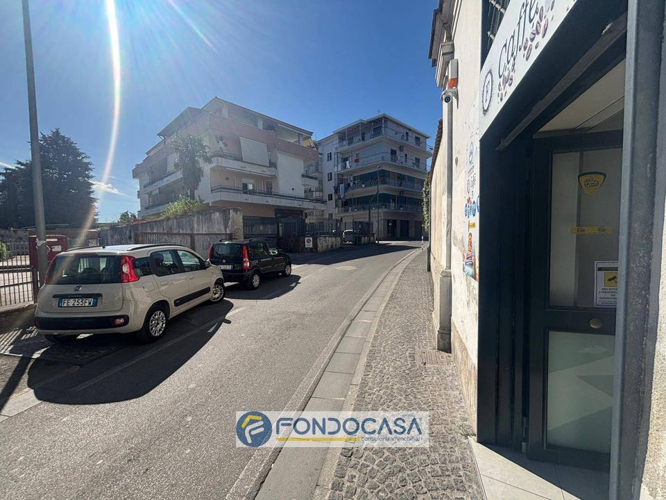Erhvervsejendom i Sant'Antimo, Naples - foto 4