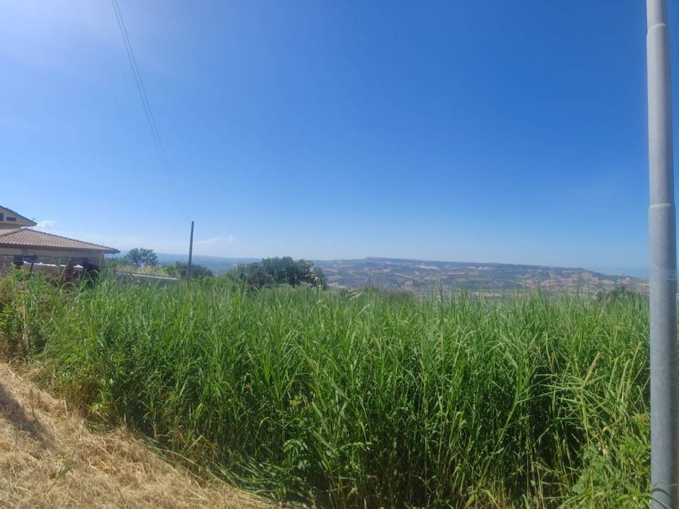Helårsgrund i Colonnella, Teramo - foto 1