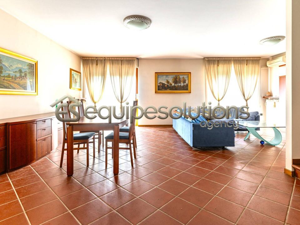 Maison mitoyenne - Alzano Lombardo, Bergamo - photo 2