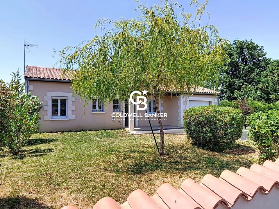 Villa a Bussac-sur-Charente, Charente-Maritime - foto 1