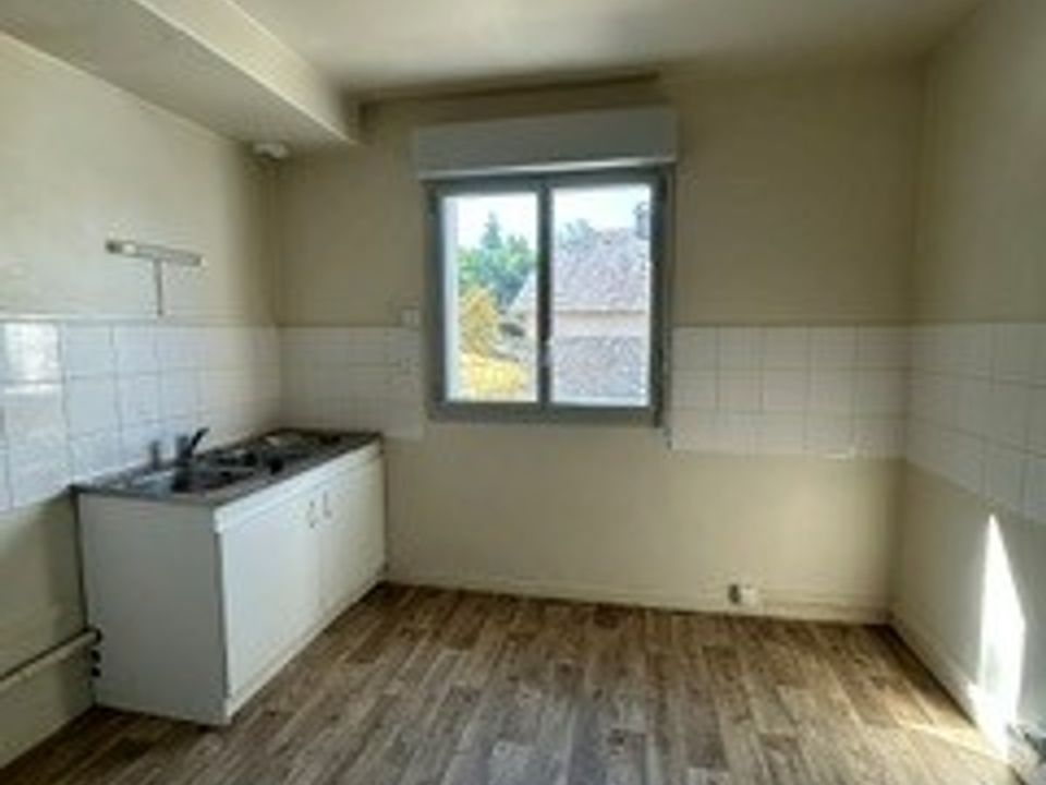 Apartment in Correze, Correze - photo 2