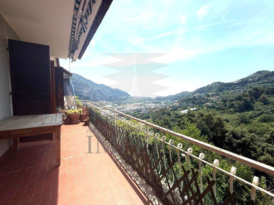 Lejlighed i Ventimiglia, Imperia - foto 1