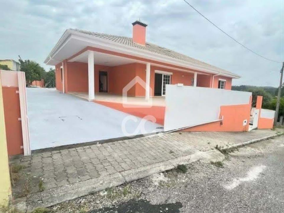 Villa i Sao Joao da Madeira, Aveiro - foto 1