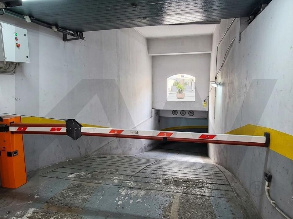 Estacionamento em Funchal, Madeira - foto 3