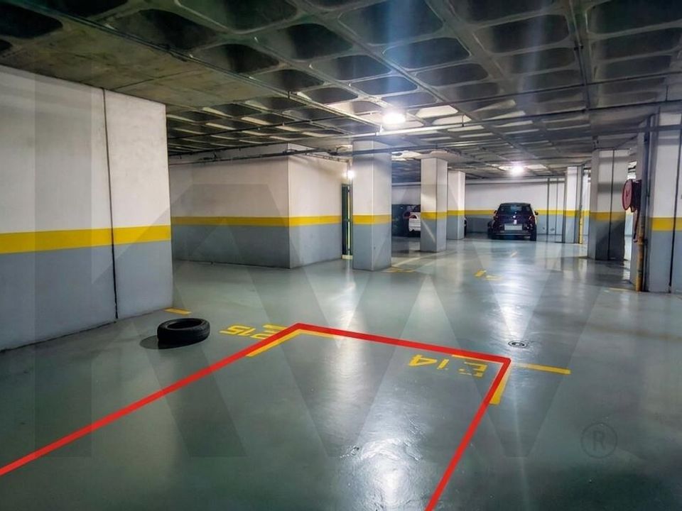 Estacionamento em Funchal, Madeira - foto 5