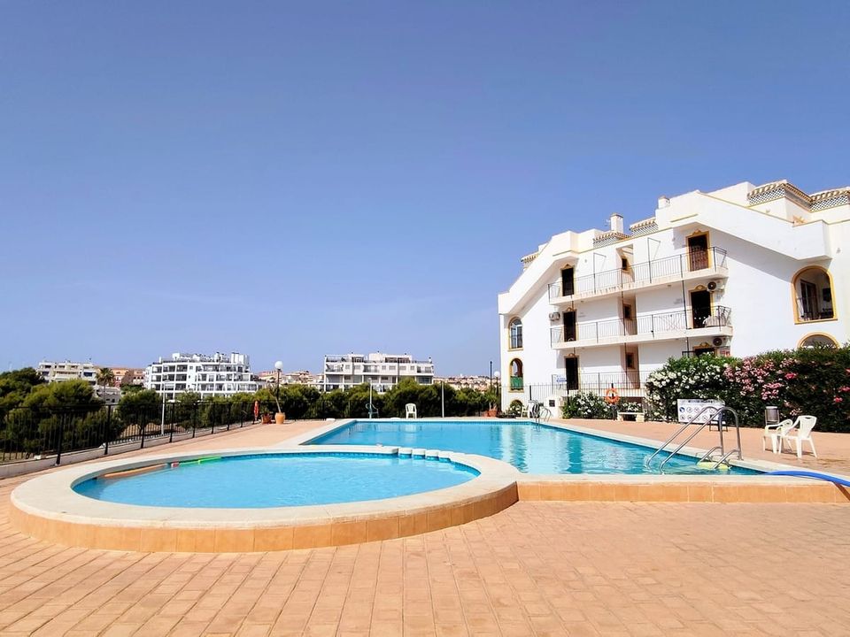 Lejlighed i La Zenia, Alicante - foto 1