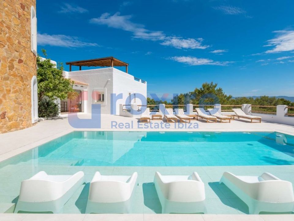 Villa i Cala de Bou, Ibiza - bilde 2