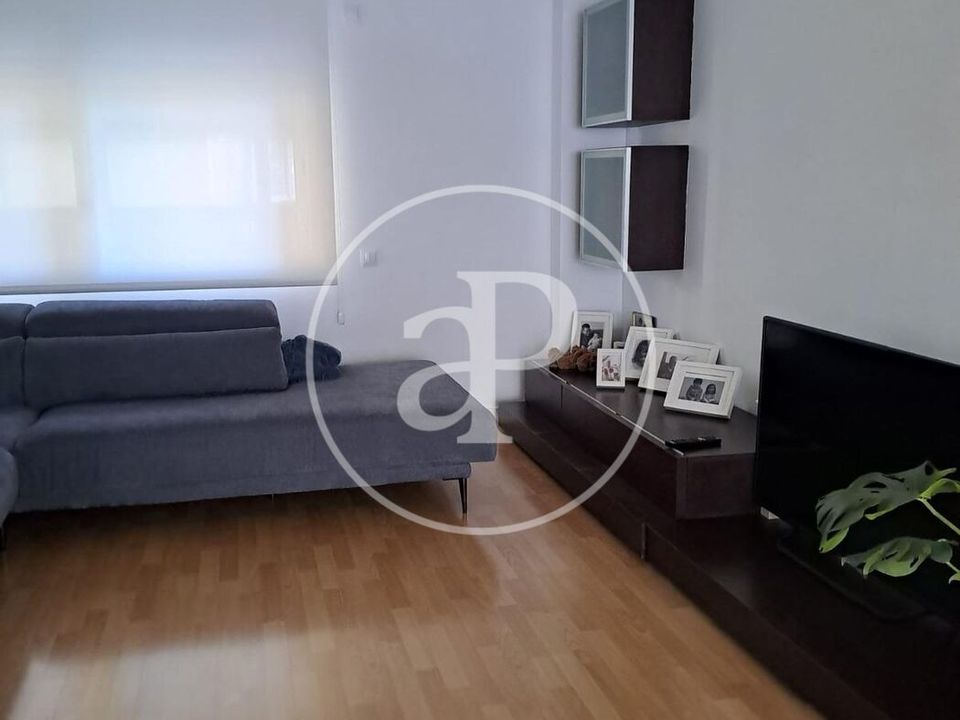 Apartment in Valencia, Valencia - photo 2