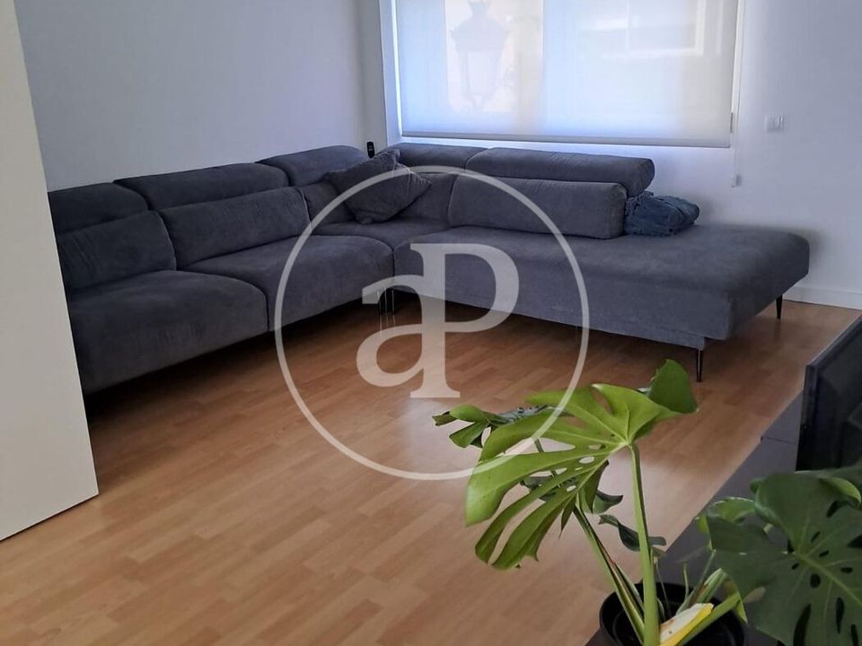 Apartment in Valencia, Valencia - photo 3