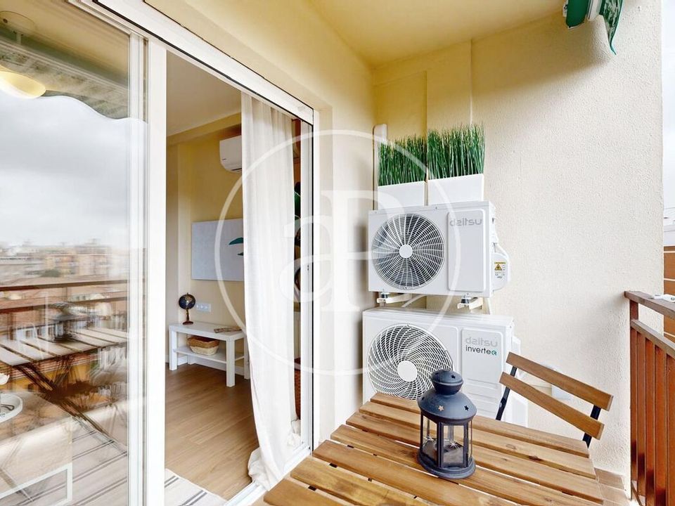 Apartment in Valencia, Valencia - photo 2