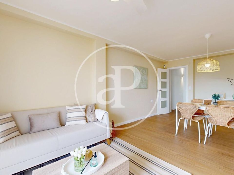 Apartment in Valencia, Valencia - photo 3
