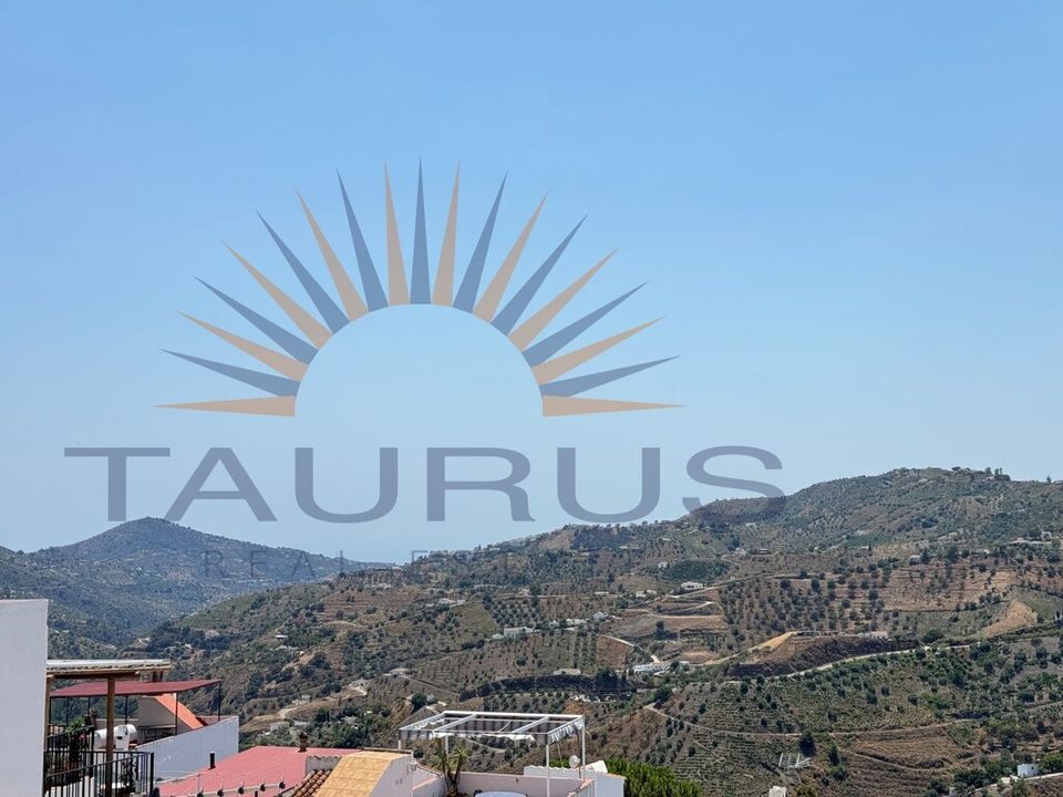 Landsbyhus i Canillas De Albaida, Malaga - foto 2