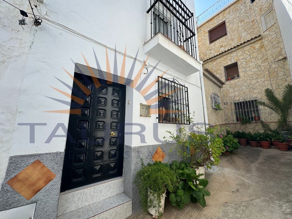 Landsbyhus i Competa, Malaga - foto 1