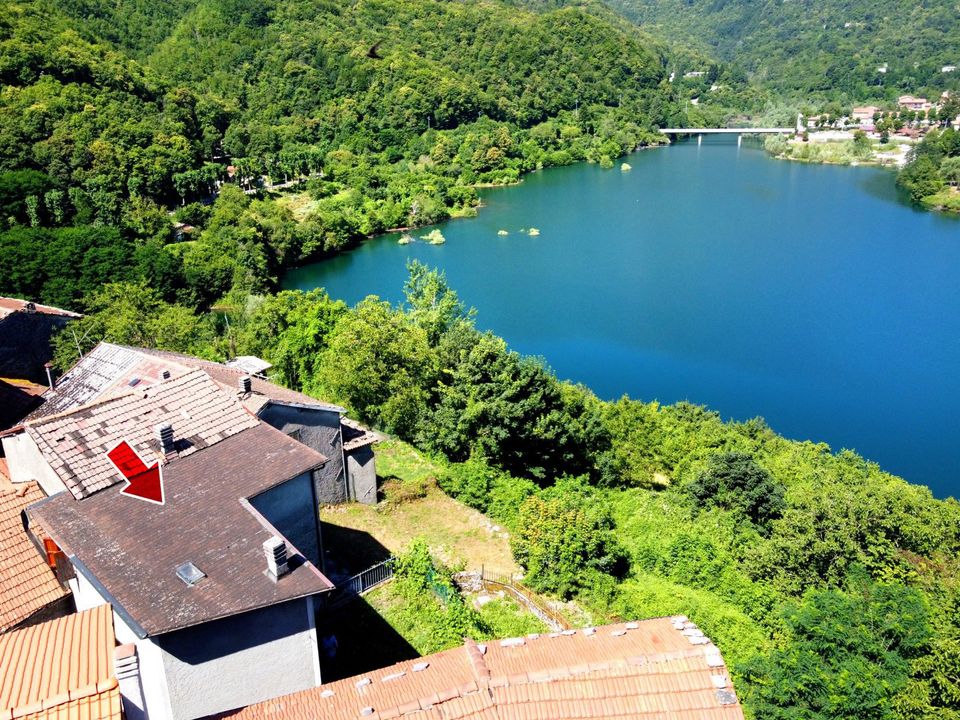 Villa i Vagli Sotto, Lucca - bilde 1