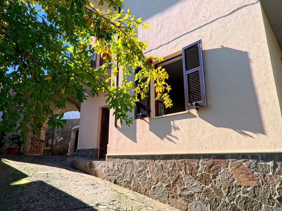 Villa in Aulla, Massa and Carrara - foto 1