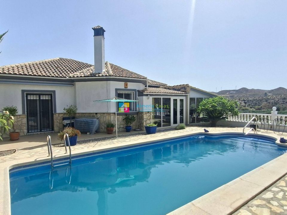 Villa i Arboleas, Almeria - foto 1
