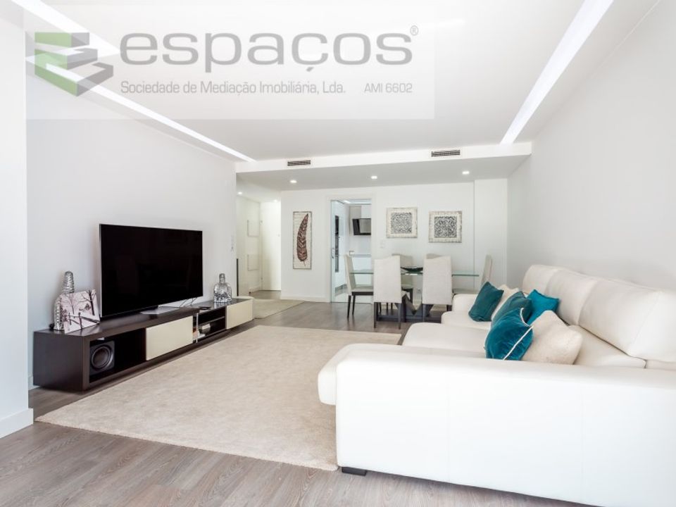 Lejlighed i Santa Iria de Azoia, Lisbon - foto 4