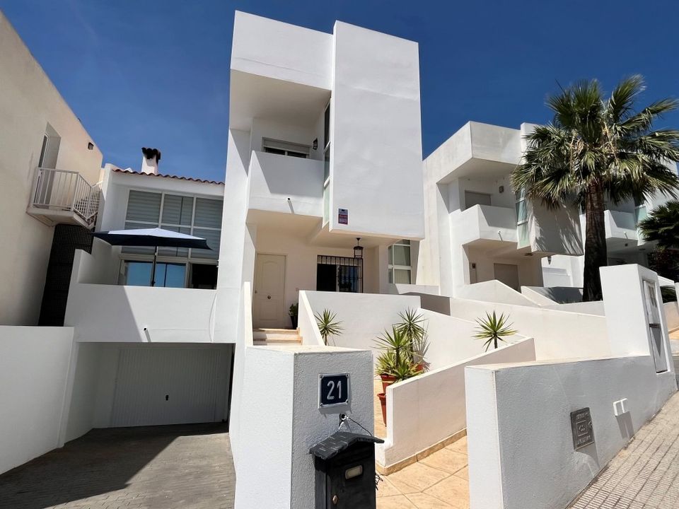 Villa i La Nucia, Alicante - foto 1