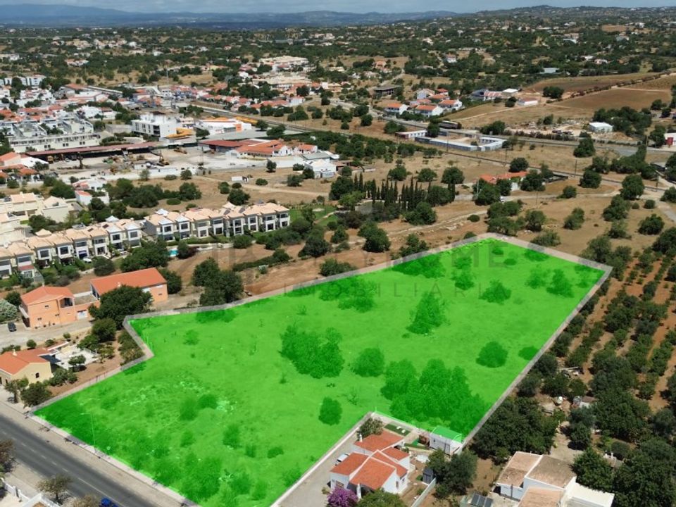 Terreno en Ferreiras, Faro - foto 2
