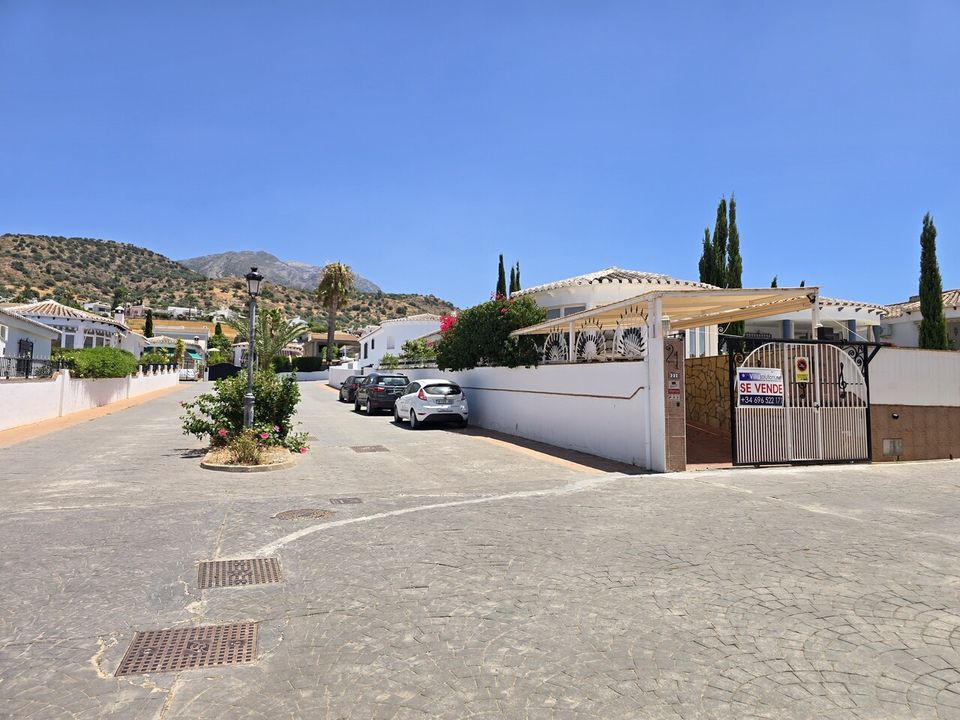 Villa en Alcaucin, Malaga - foto 5