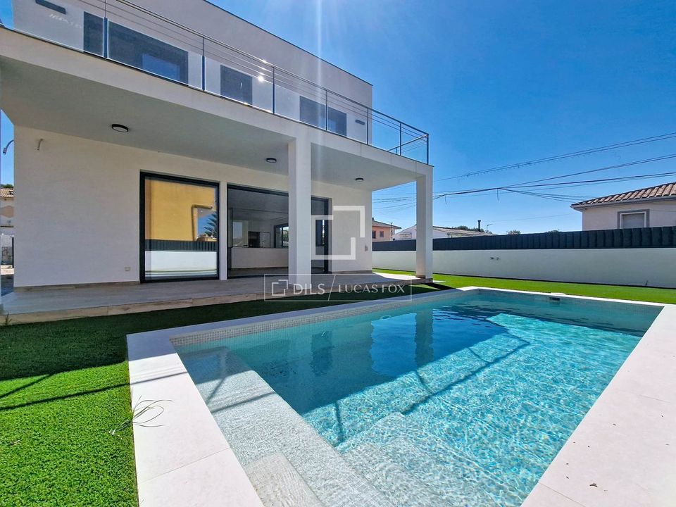 Villa en El Vendrell, Tarragona - foto 2
