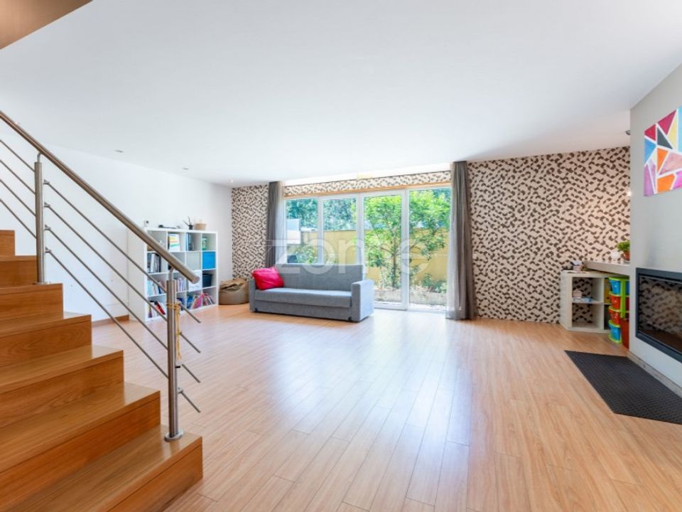 Villa in Fiaes, Aveiro - foto 1