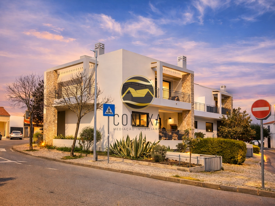 Stadthaus in Faro, Faro - Foto 1