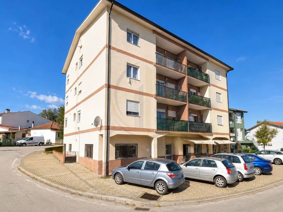 Erhvervsejendom i Mealhada, Aveiro - foto 1