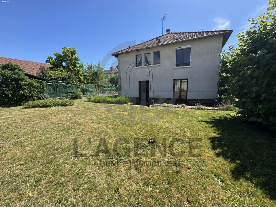 Bungalow in Courtry, Seine-et-Marne - foto 2