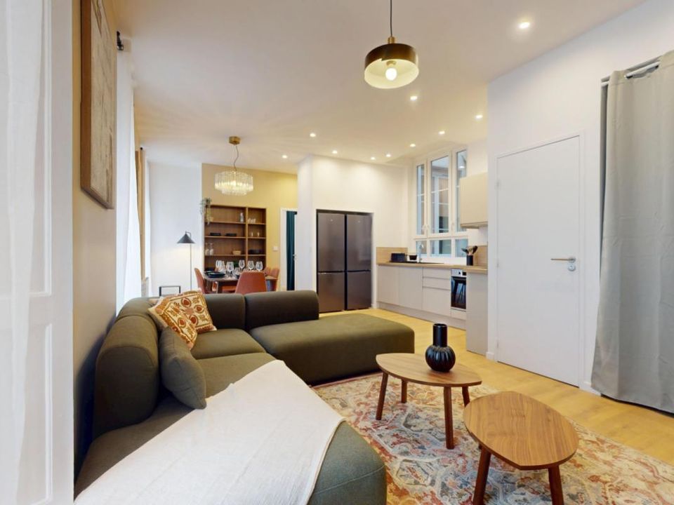 Apartment in Lyon, Rhone - photo 4