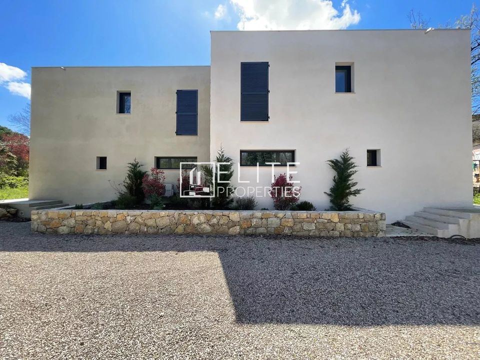 Villa i Saint-Cezaire-sur-Siagne, Alpes-Maritimes - foto 1
