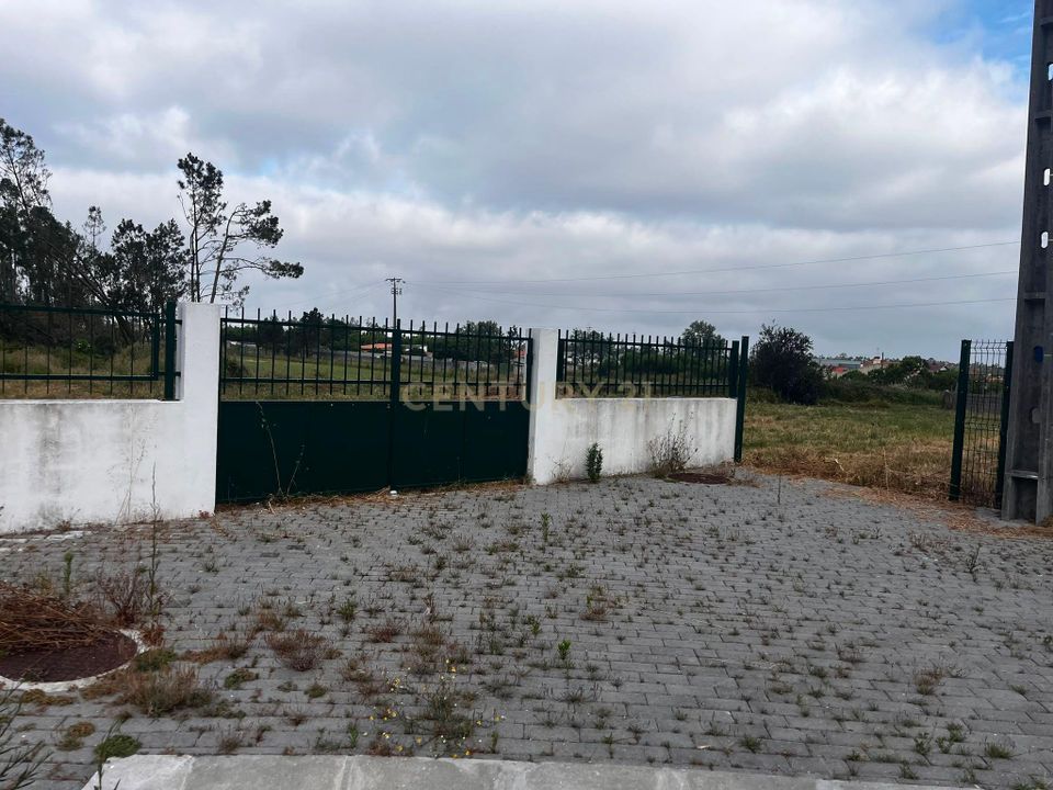Helårsgrund i Marinha Grande, Leiria - foto 3