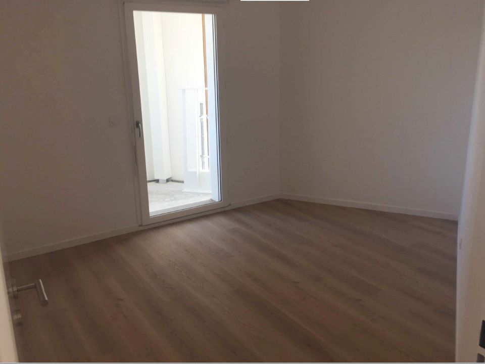 Lejlighed i Montreuil, Seine-Saint-Denis - foto 2
