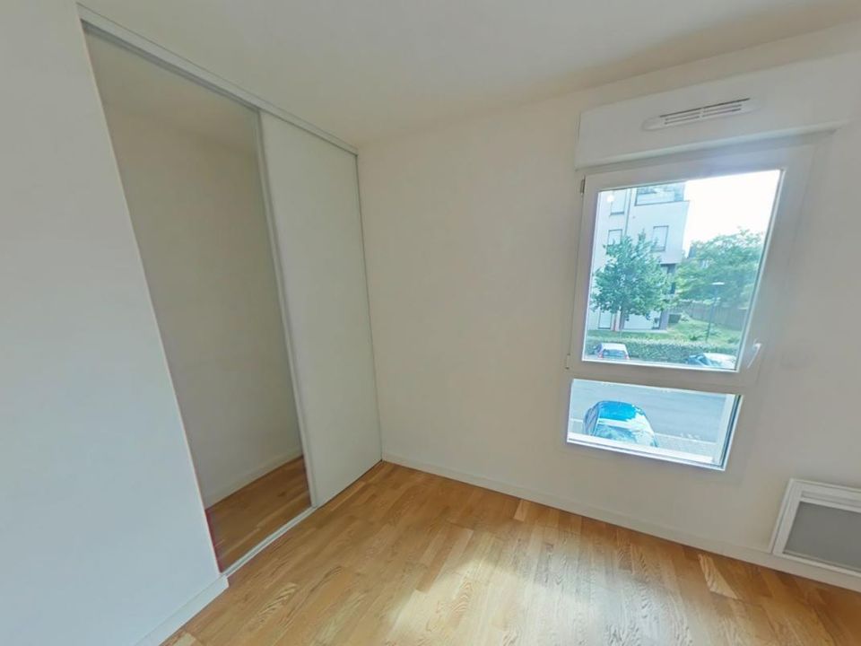 Apartment in Lens, Pas-de-Calais - photo 4