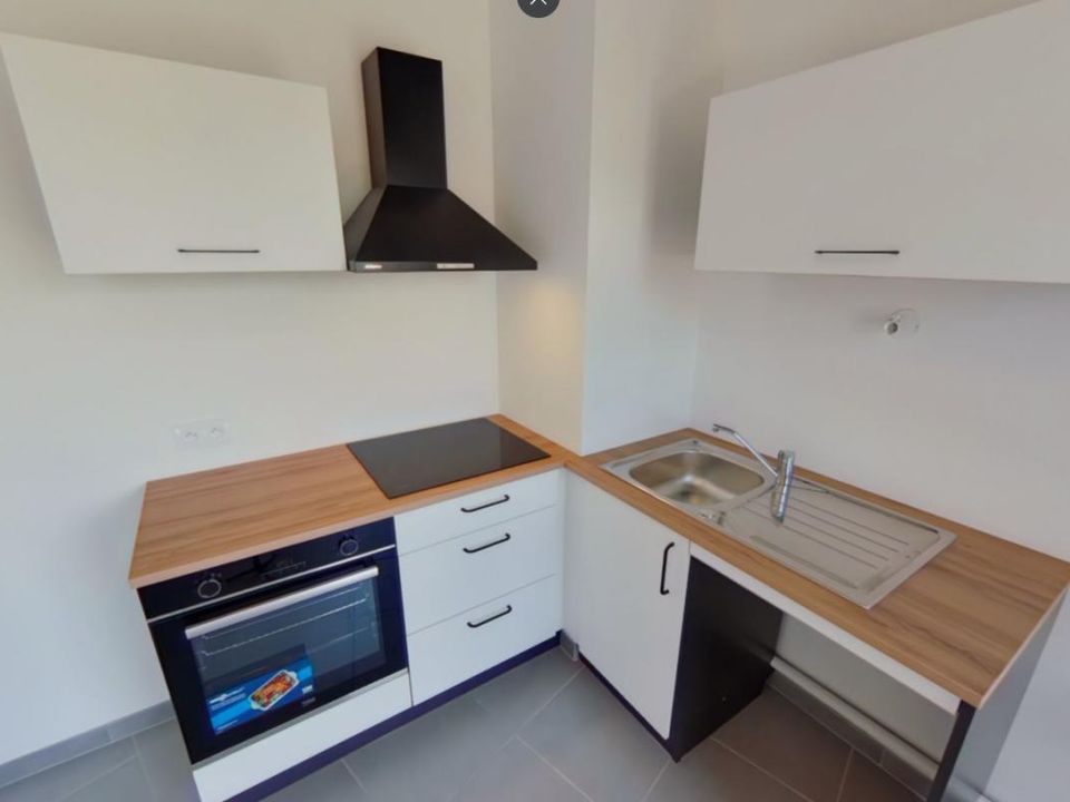 Apartament a Notre-Dame-de-Bondeville, Seine-Maritime - foto 3