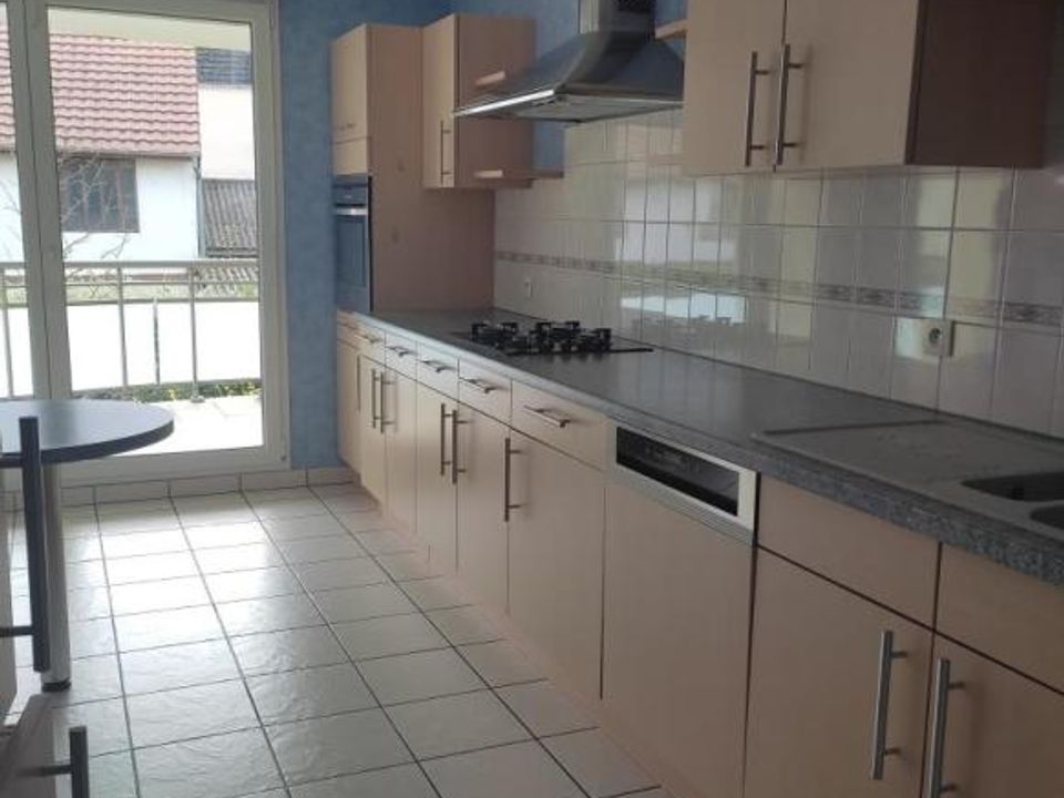 Apartment in Mulhouse, Haut-Rhin - photo 1
