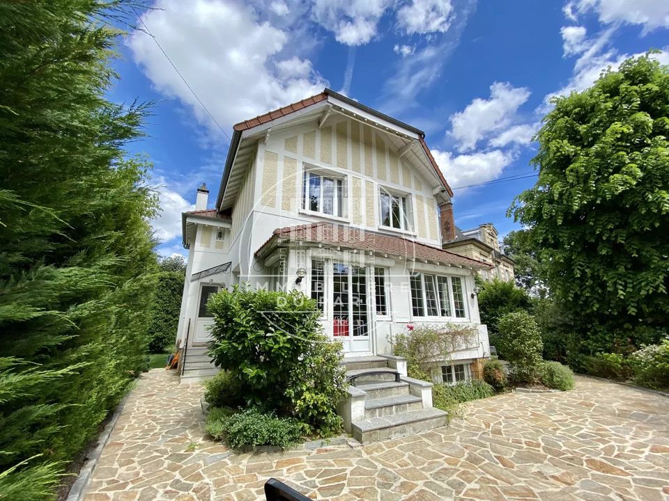 Villa i Le Vésinet, Yvelines - foto 1