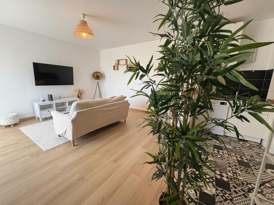 Lejlighed i Neuilly-sur-Marne, Seine-Saint-Denis - foto 1