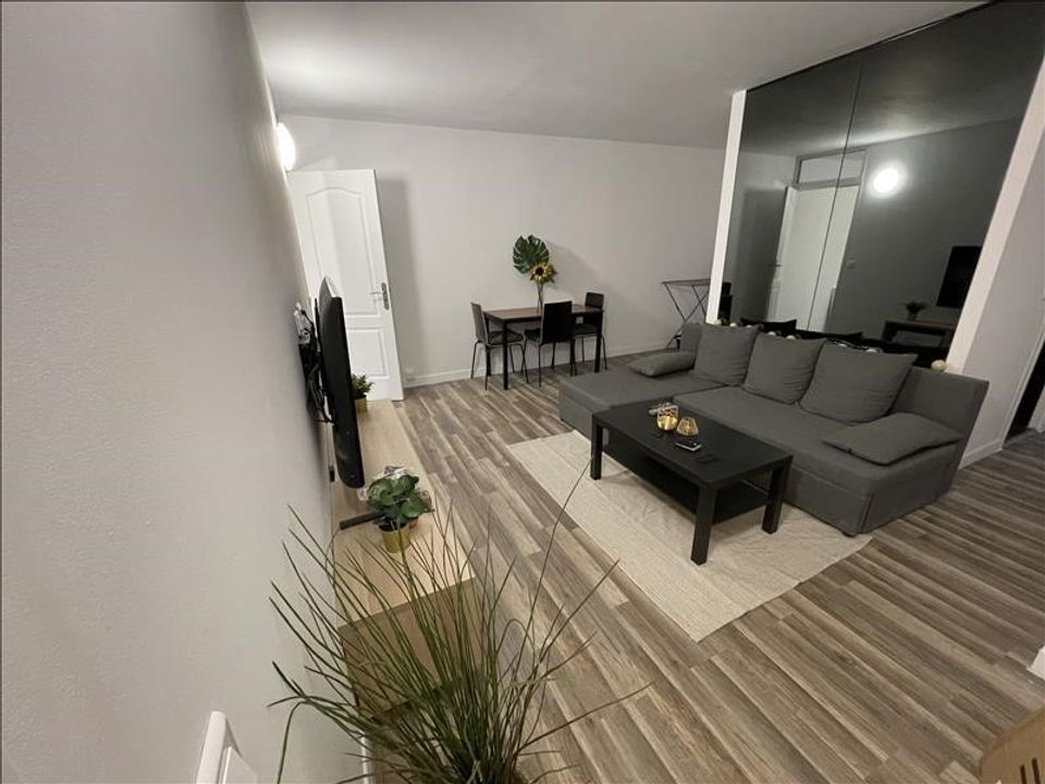 Lejlighed i Le Mée-sur-Seine, Seine-et-Marne - foto 1